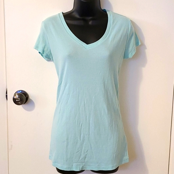 Liz Lange Maternity Shirt - Picture 1 of 3